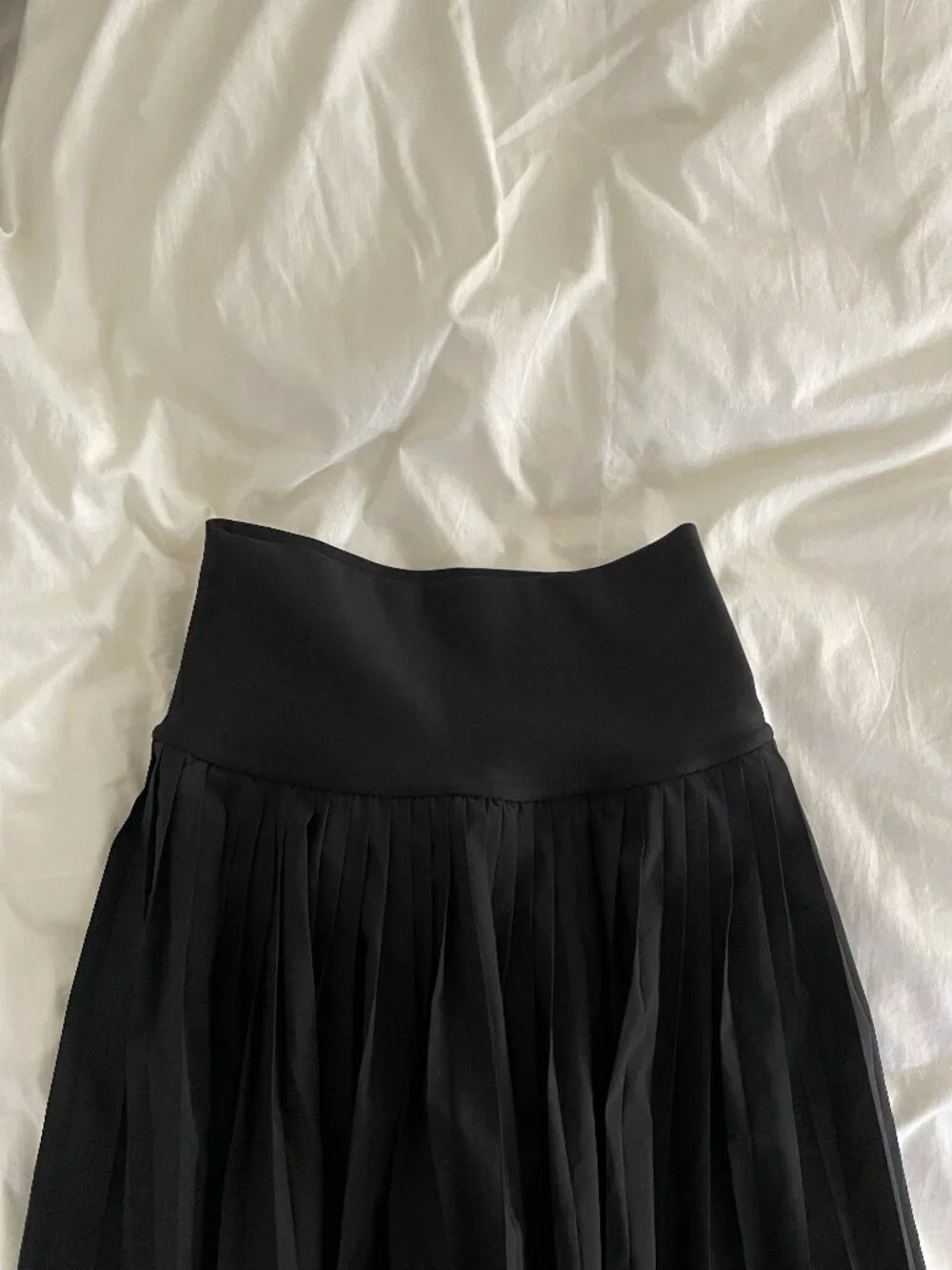 Alo Pleated Tennis Skirt Size Small in Black